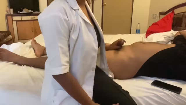 Seeing The Sexy Doctor, The Boys Mood Became And Both Of Them Had Sex