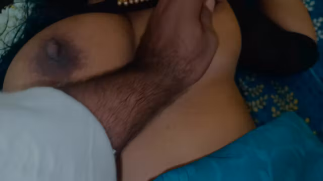 Chennai College Teacher Deep Lip Kiss In Bed