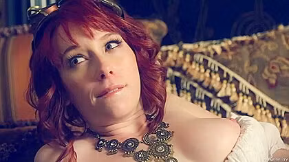 Medieval redhead girl