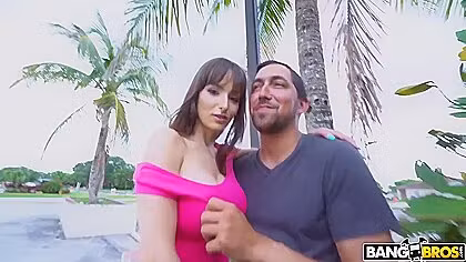 Lexi Fucks In Public - Lexi Luna Hd