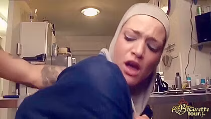 Salima Akim Hot Arab Milf Porn Video
