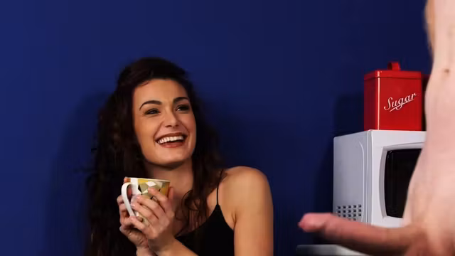 CFNM housewife instructs guy to jerkoff