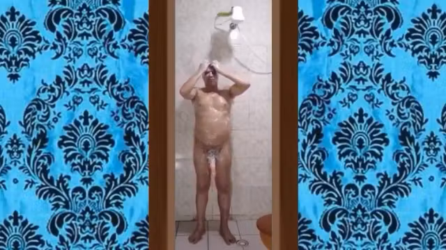 O Meu Banho Gostoso Com o Pau Duro 010