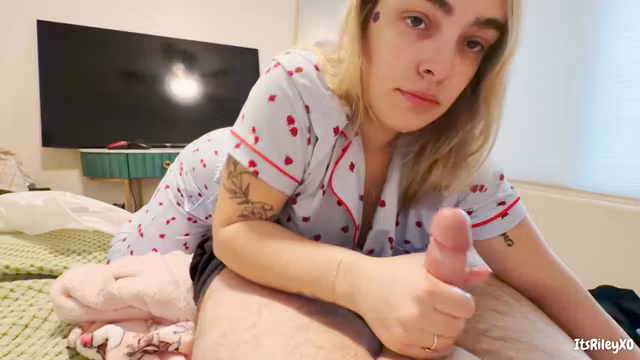 Blonde Step Sis Wakes Me Up With Head