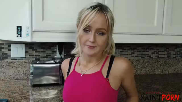 Natalia Queen In Natalia Moans As Mike Tongues Her Ass, Fucks Her Deep, And Shoots A Thick Load Inside Her
