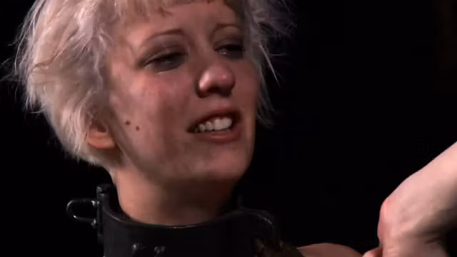 Hot-tempered girlie is showing her snatch and ass