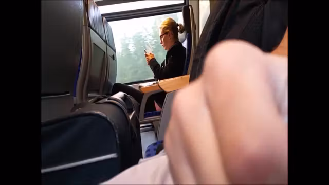 masturbatng onb a pretty blonde girl with glasses