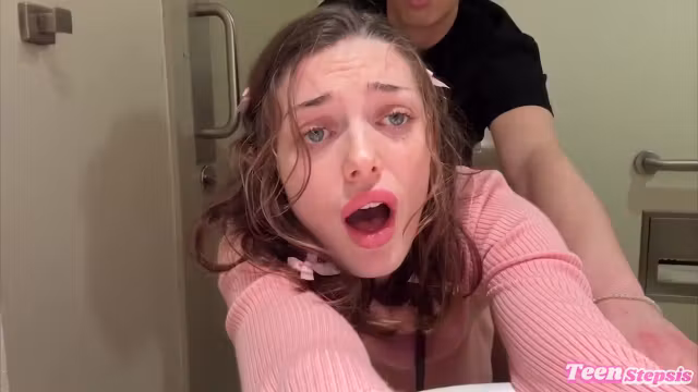 Shrooms Q - Daisy Love Fucking In A Mall Bathroom