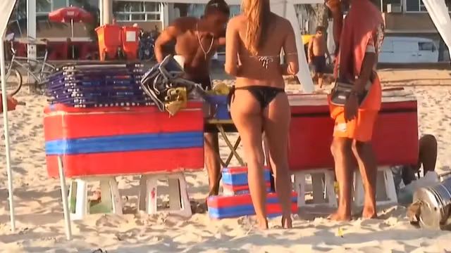 Hot Bikini Topless teens 18+