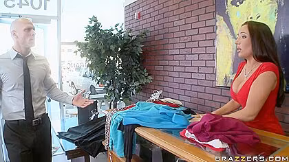 Lady In Red Got Banged From Behind With Johnny Sins And Richelle Ryan