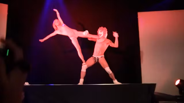 Marcello Bravo & Hally Thomas - Erotic Circus
