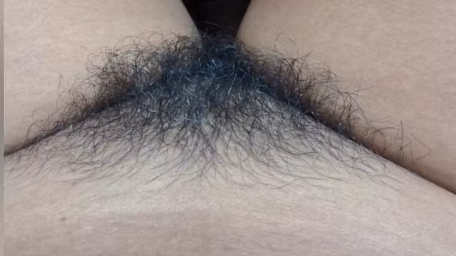 Sexy Hairy Pussy Rubbing Video In Bedroom